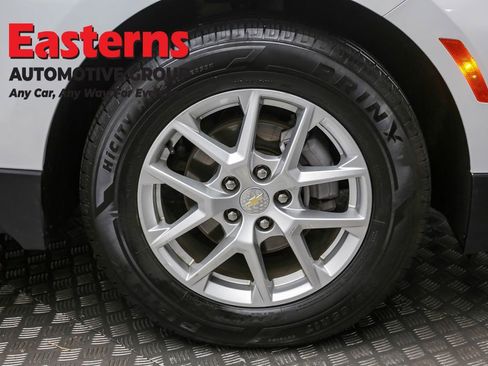 Used 2024 Chevrolet Equinox LS image 28