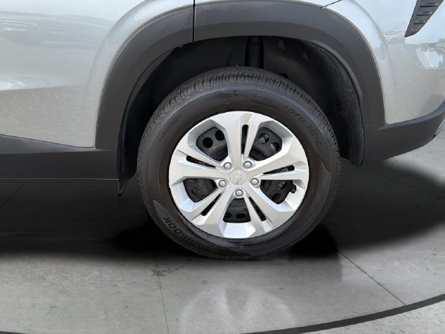 Certified 2024 Chevrolet Trax LS FWD image 28