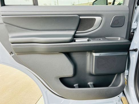 New 2025 Ford Expedition Platinum w/ Stealth Performance Package image 36