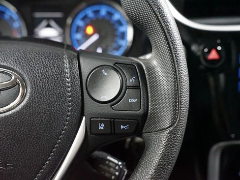 Used 2019 Toyota Corolla L image 13