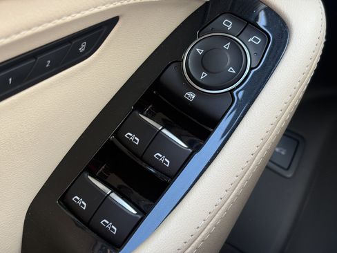 Used 2022 Cadillac CT5 Premium Luxury RWD image 29