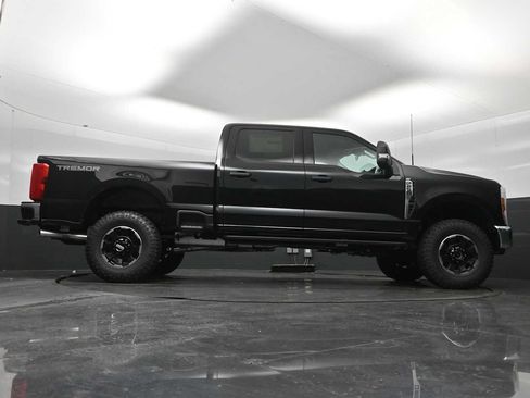 Certified 2026 Ford F250 XLT w/ Tremor Off-Road Package AWD/4WD image 25