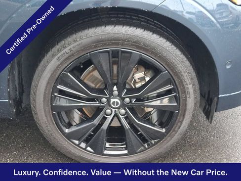 Certified 2024 Volvo XC60 B5 Plus w/ Protection Package Premier AWD/4WD image 9