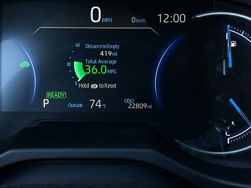 Used 2025 Toyota RAV4 LE image 34