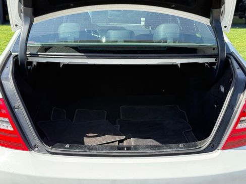 Used 2013 Mercedes-Benz C 250 Sedan image 16