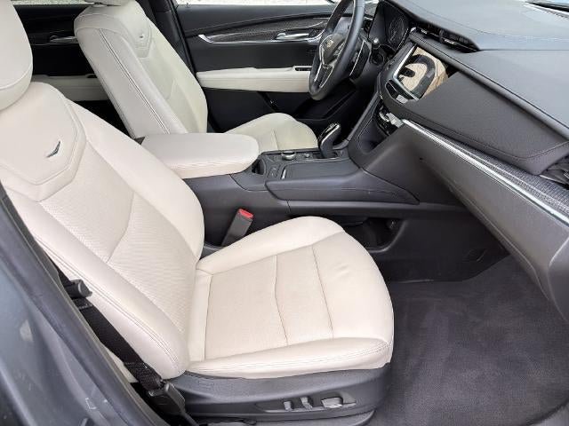 Certified 2023 Cadillac XT5 Sportv w/ Technology Package AWD/4WD image 13