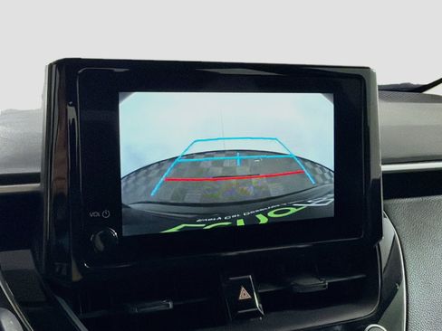 Used 2025 Toyota Corolla LE FWD image 23