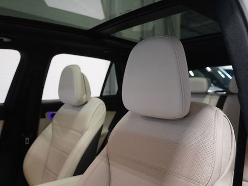 New 2026 Mercedes-Benz GLC 300 GLC 300 image 15