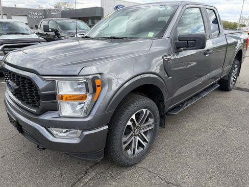 Used 2022 Ford F150 XL w/ STX Appearance Package AWD/4WD image 4