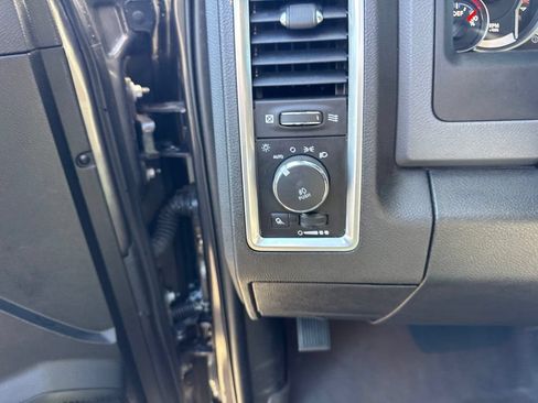Used 2018 RAM 1500 Big Horn AWD/4WD image 18