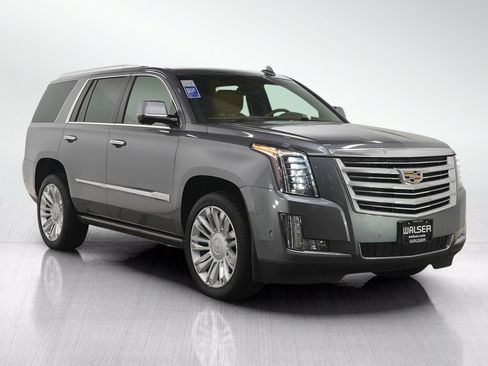 Used 2019 Cadillac Escalade Platinum AWD/4WD image 8