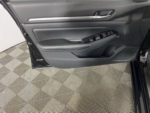 Used 2024 Nissan Altima 2.5 SL image 24