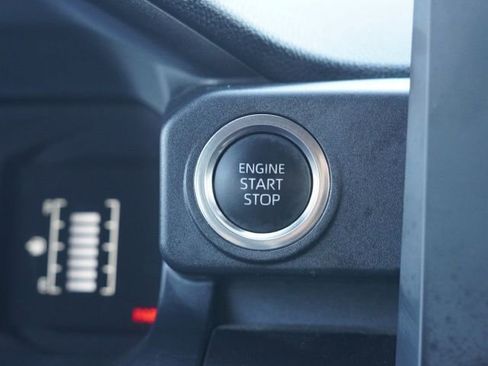 Certified 2025 Toyota 4Runner SR5 image 23