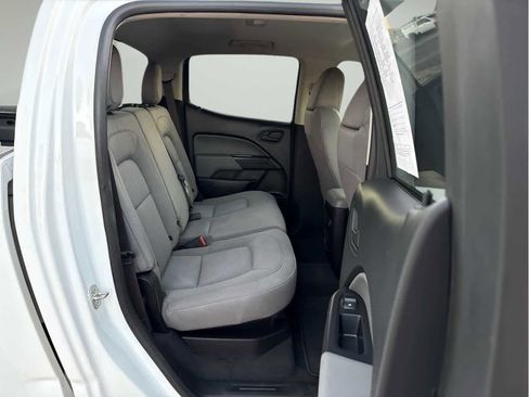 Used 2022 Chevrolet Colorado W/T w/ WT Convenience Package RWD image 14