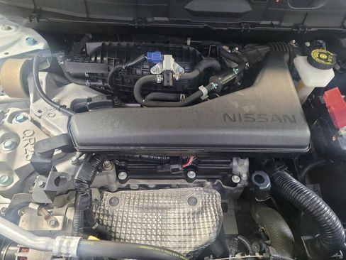 Used 2020 Nissan Rogue SV FWD image 30
