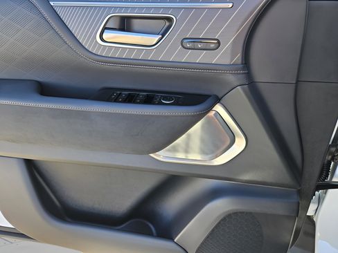 New 2026 INFINITI QX80 Autograph w/ Premium Cargo Package image 22