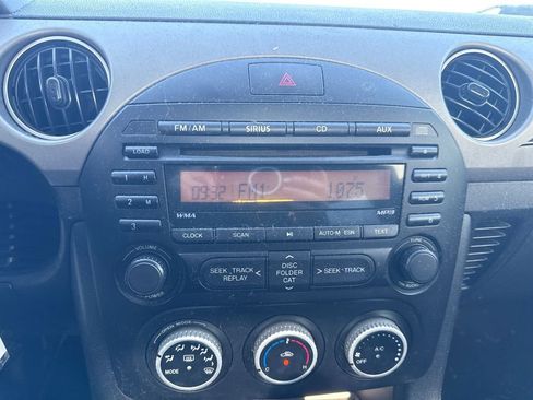 Used 2011 MAZDA MX-5 Miata Sport image 75