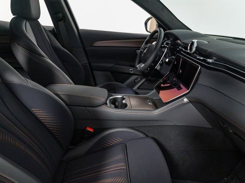 New 2025 Maserati Grecale Folgore image 26