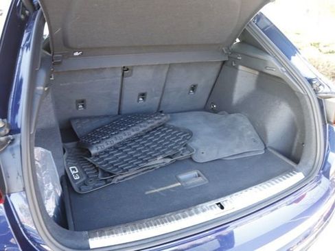 Used 2025 Audi Q3 2.0T Premium image 5