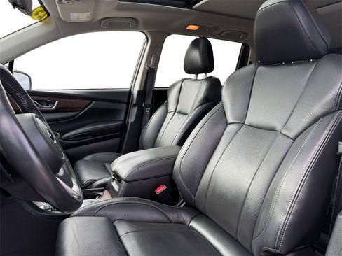 Used 2023 Subaru Ascent Touring image 9
