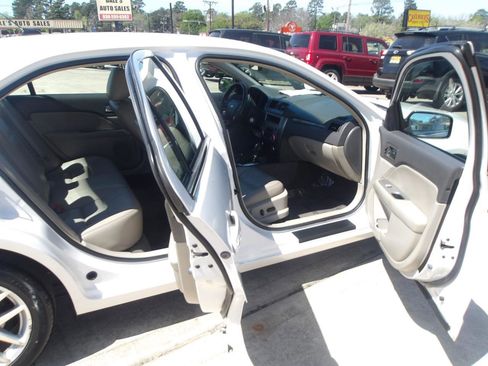 Used 2012 Ford Fusion SEL image 6