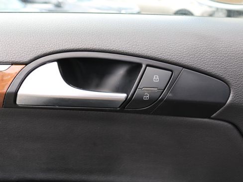 Used 2014 Audi Q7 3.0T Premium AWD/4WD image 14