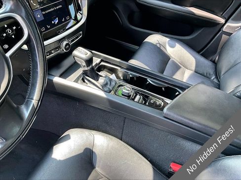 Used 2020 Volvo S60 T5 Momentum w/ Protection Package Premier FWD image 13