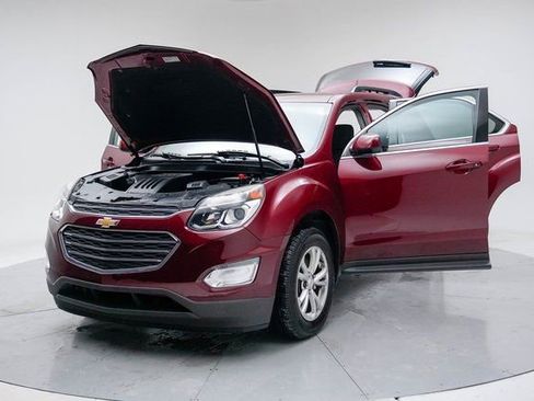 Used 2017 Chevrolet Equinox LT w/ Convenience Package image 16