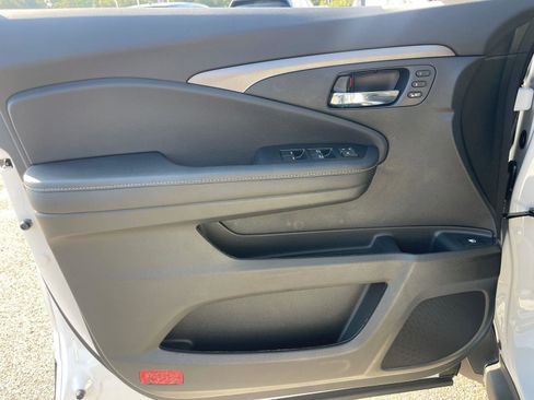 New 2025 Honda Ridgeline RTL image 13