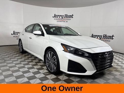 Used 2024 Nissan Altima 2.5 SL FWD image 4