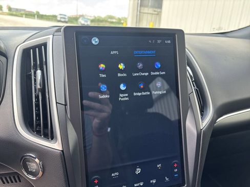 Used 2022 Ford Edge ST-Line image 33