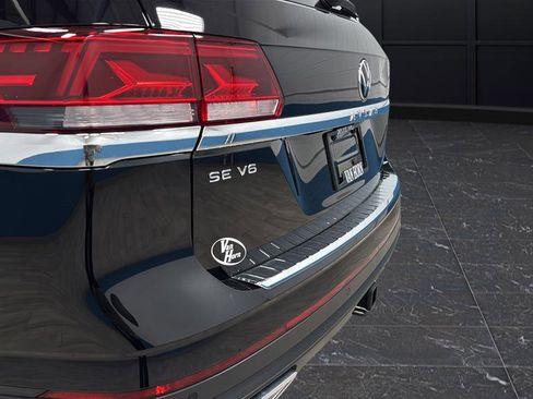 Used 2023 Volkswagen Atlas SE w/ Panoramic Sunroof Package image 34