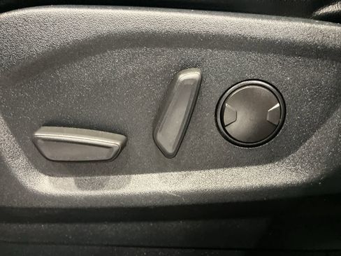 Used 2020 Ford Edge SEL w/ Cold Weather Package image 12