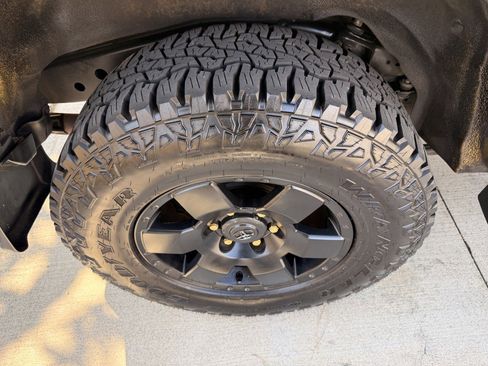 Used 2007 Toyota FJ Cruiser 4WD image 15