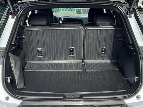 New 2026 Chevrolet Equinox EV RS image 11