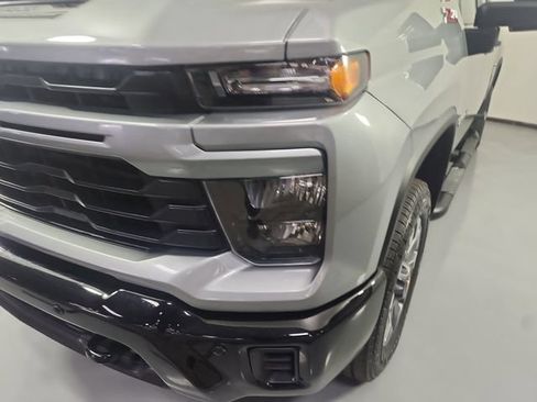 Used 2025 Chevrolet Silverado 2500 Custom w/ Custom Value Package AWD/4WD image 28