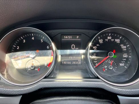 Used 2018 Volkswagen Passat 2.0T R-Line image 26