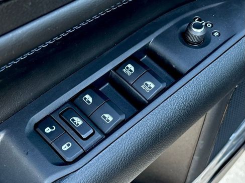 New 2026 Jeep Compass Latitude AWD/4WD image 15