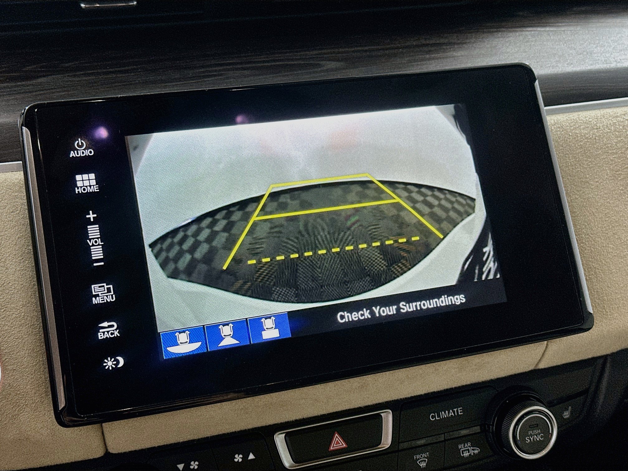 Used 2018 Honda Clarity Touring image 22