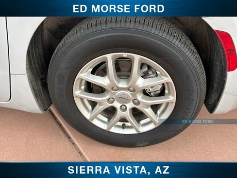 Used 2024 Chrysler Pacifica Touring-L FWD image 35