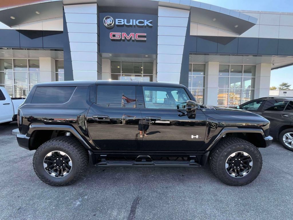 New 2024 GMC Hummer EV 2X w/ Extreme Off-Road Package AWD/4WD image 2