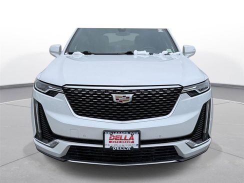 Certified 2023 Cadillac XT6 Premium Luxury image 2