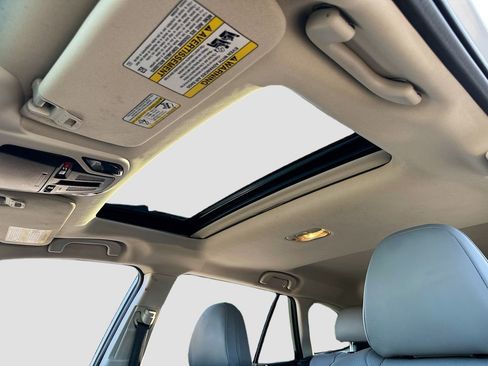 Used 2022 Subaru Outback Limited image 23