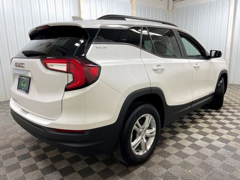 Certified 2022 GMC Terrain SLE w/ Driver Convenience Package image 17