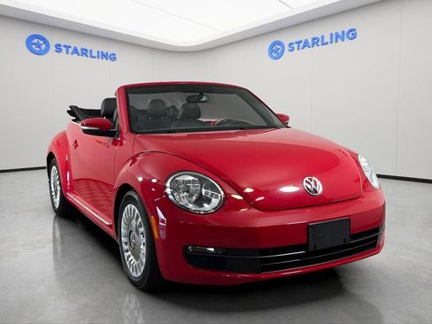 Used 2013 Volkswagen Beetle 2.5 FWD image 18