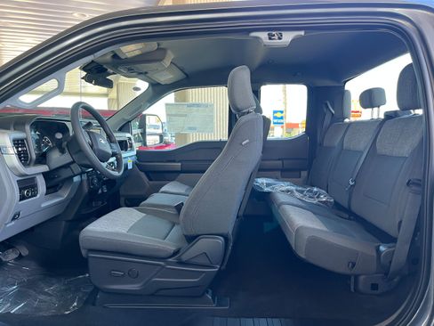 New 2026 Ford F350 XLT w/ FX4 Off-Road Package AWD/4WD image 4