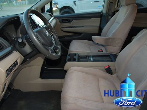 Used 2019 Honda Odyssey EX image 10