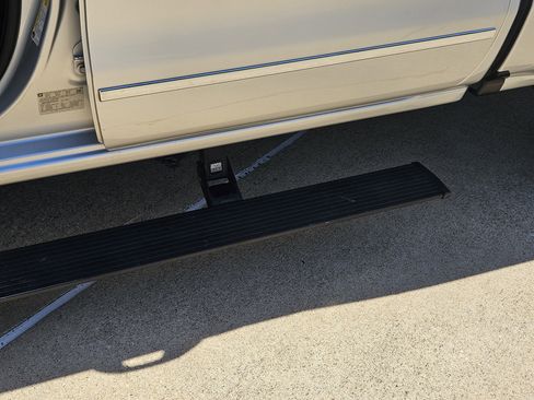 Used 2017 Chevrolet Silverado 1500 LTZ w/ Texas Edition image 9