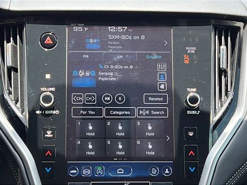 Used 2025 Subaru Outback Premium AWD/4WD image 14