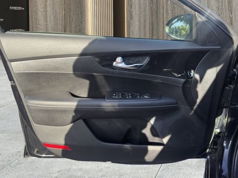 Used 2024 Kia Forte GT-Line image 15